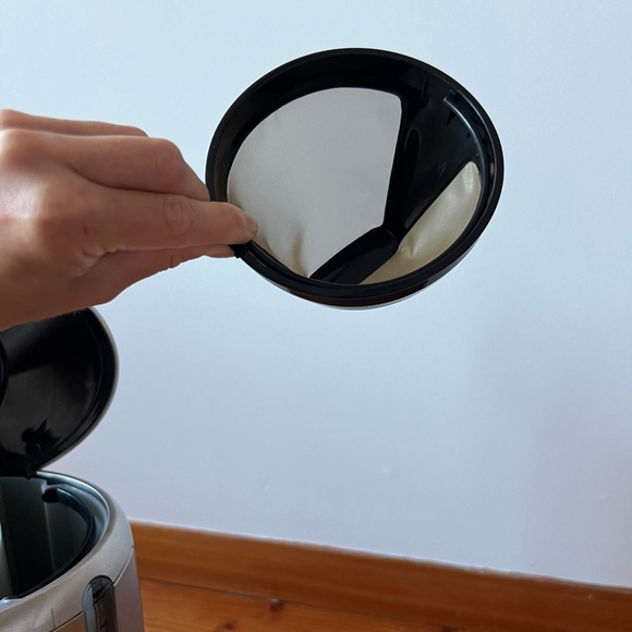 DēLonghi coffee machine - Picture 11 of 13